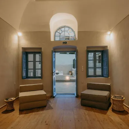 318 Villa Oia