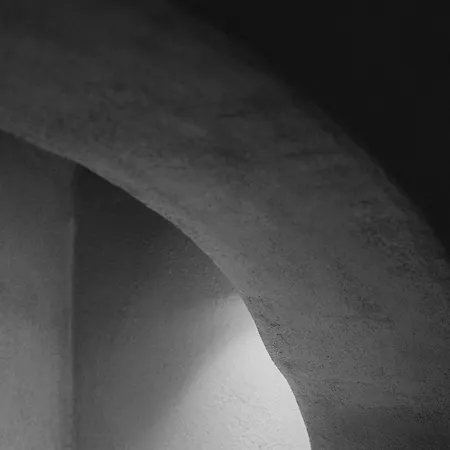 318 Βίλα *